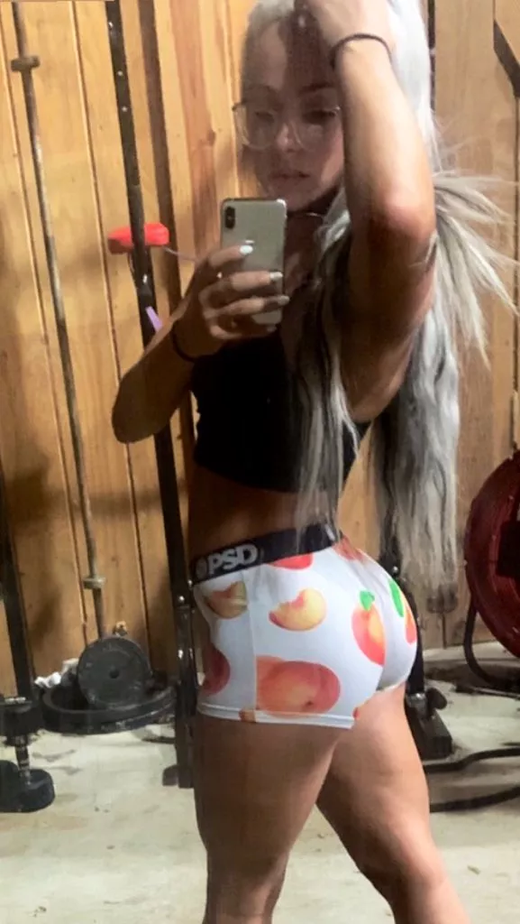 Liv Morgan 🍑