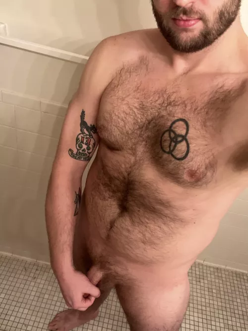 [m] 32/6’3”/219lbs 1-10?
