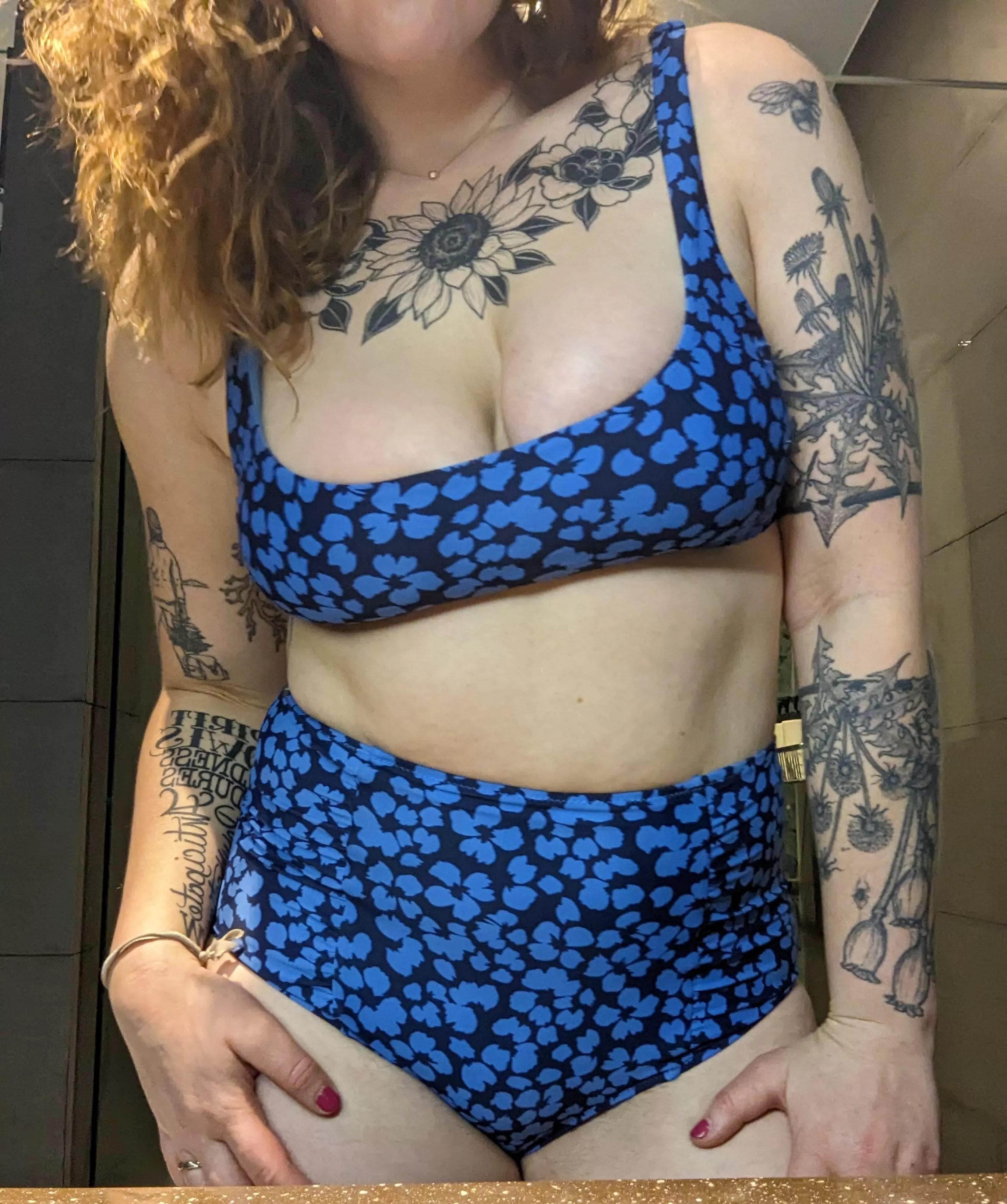 Swimsuit fit check