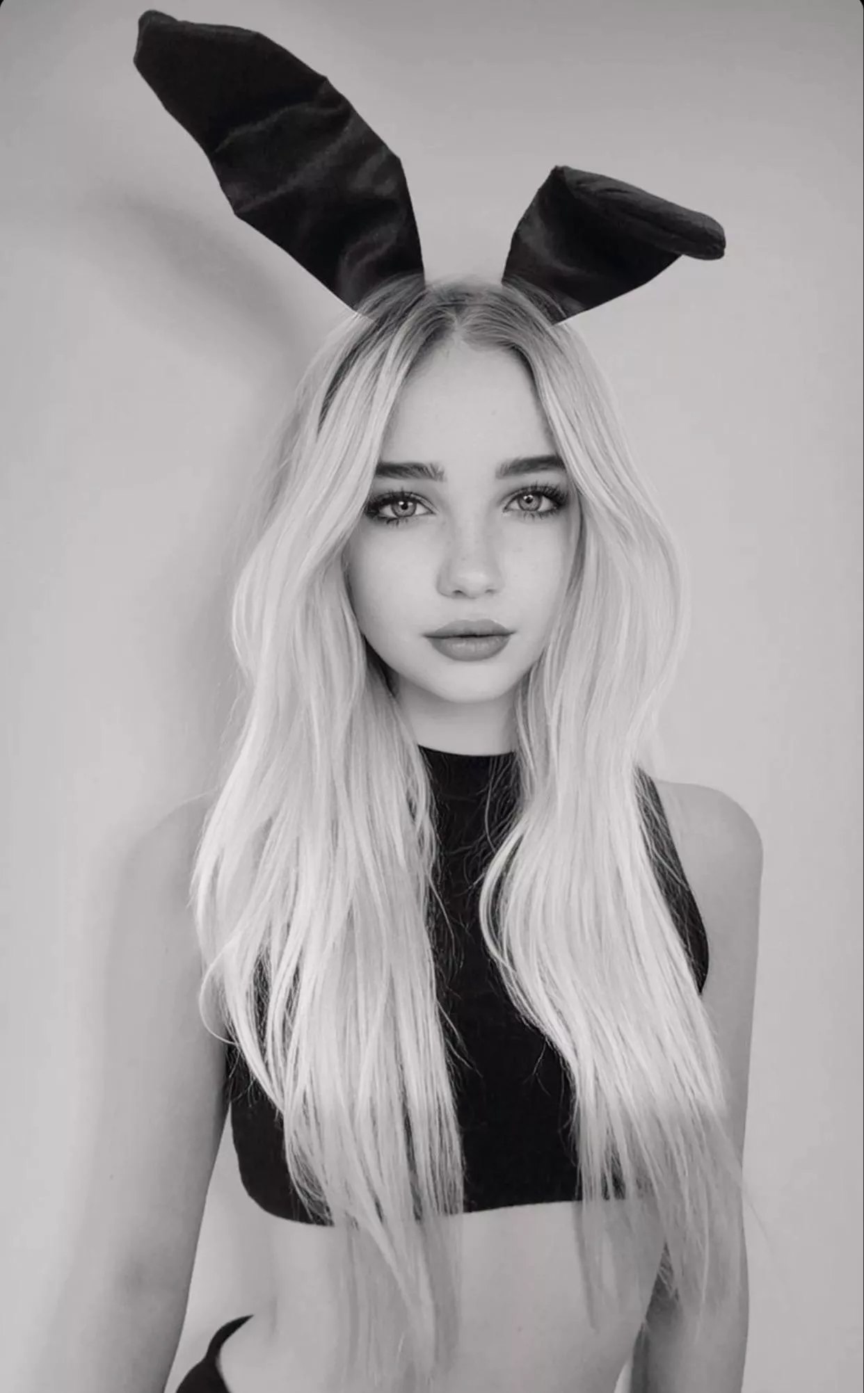 Wanna hop on your cock <3