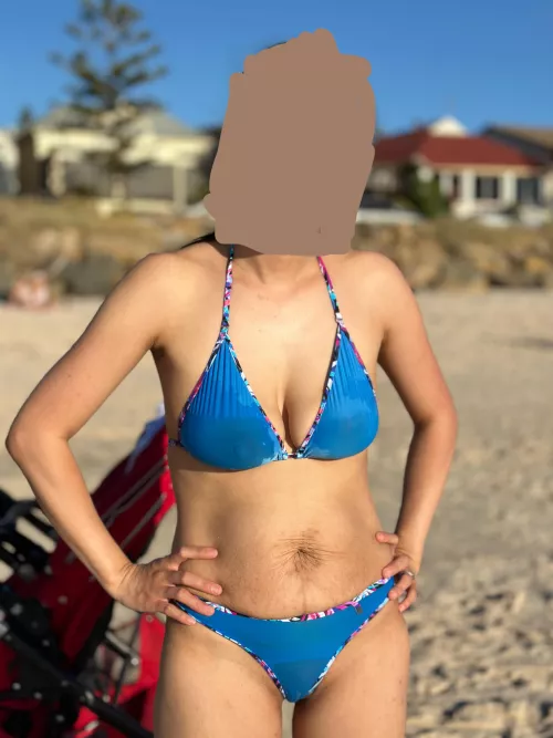 Weasels are always appropriate swim wear