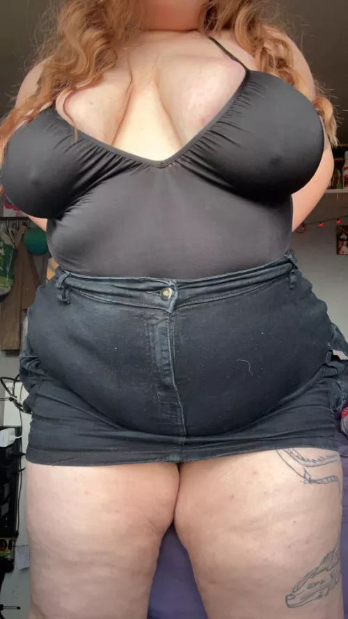 Whatcha looking at? ✨