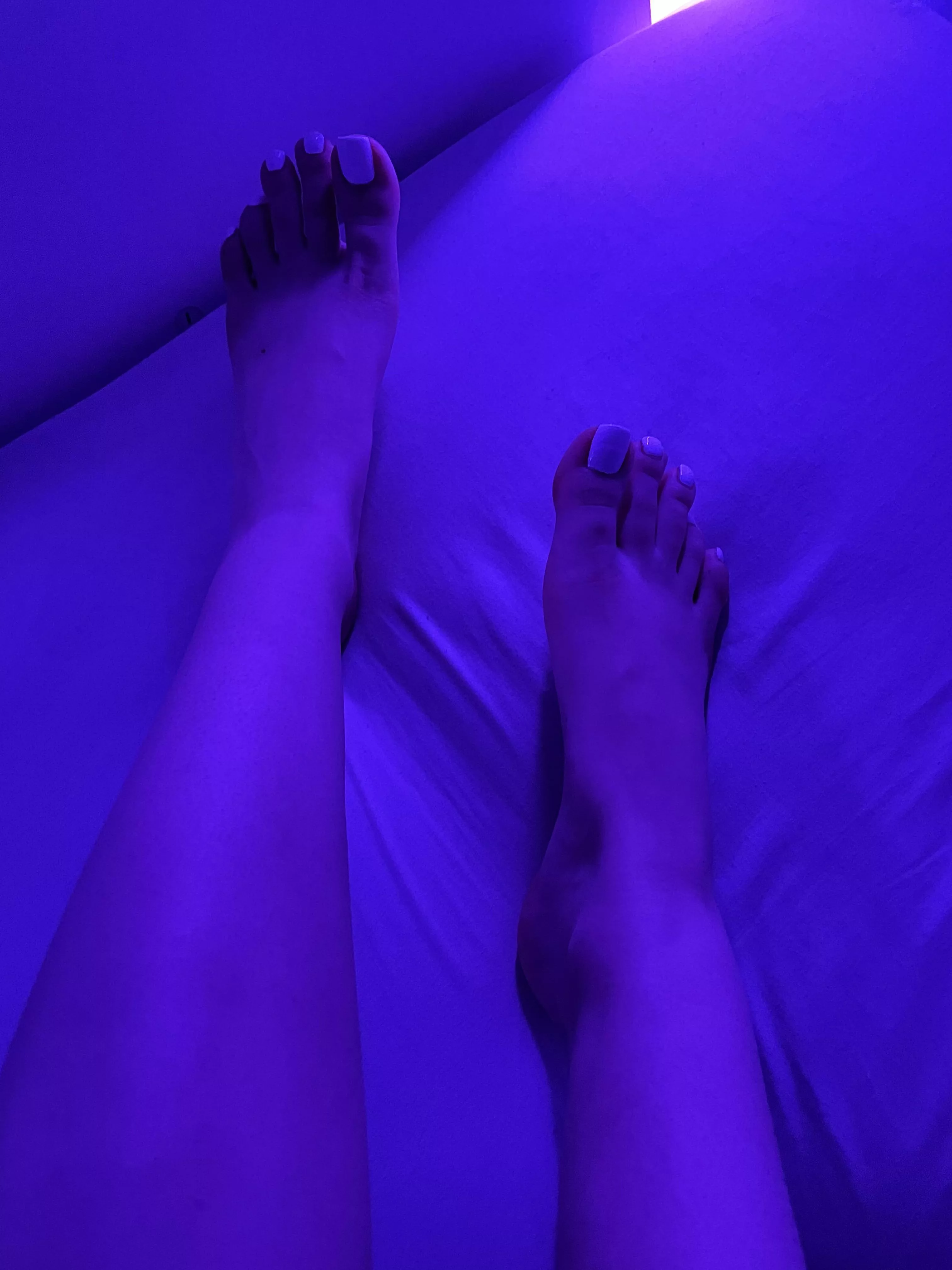 would you suck my toes?