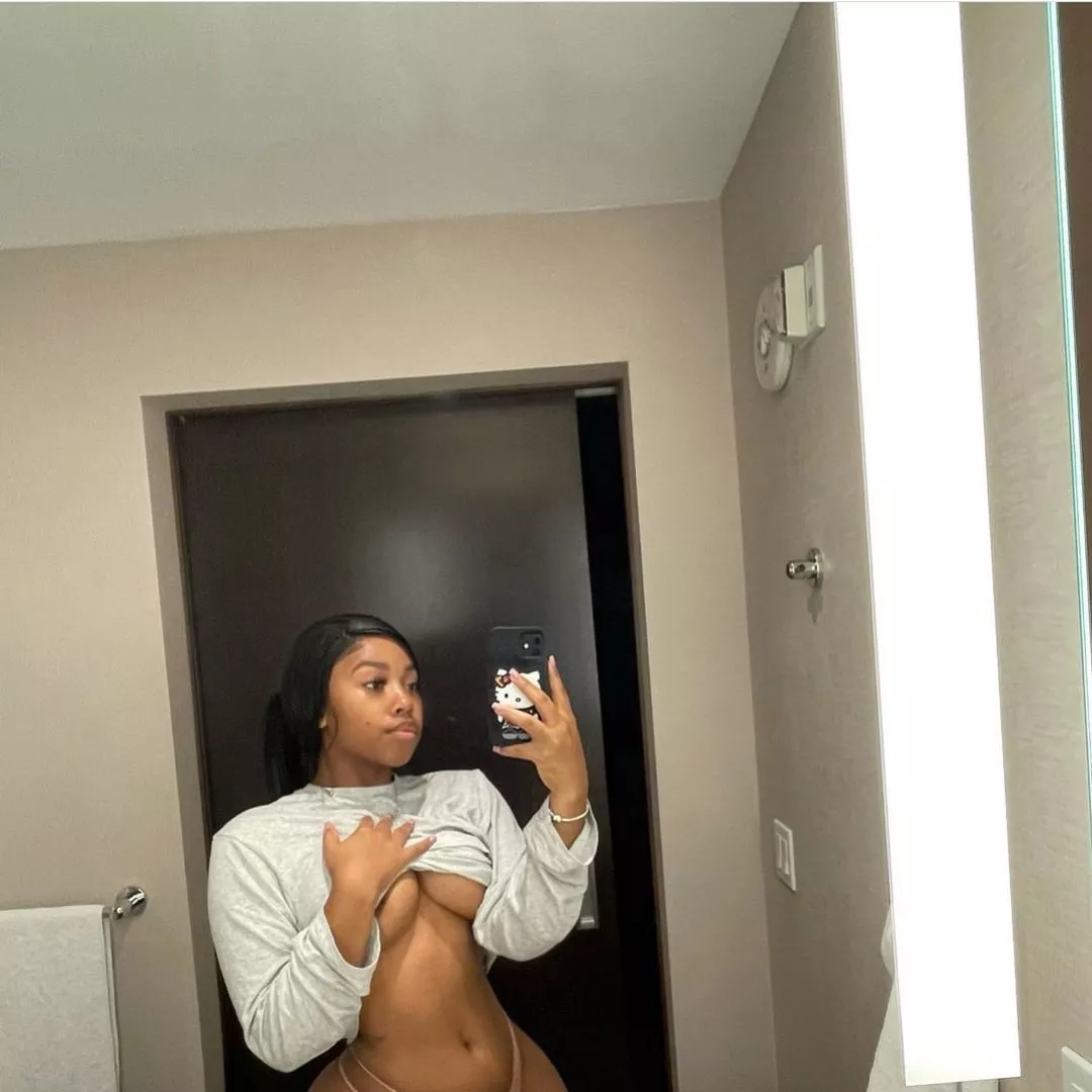 22 (f4m) #San Diego Black Queen. I'll love to explore I'll be in San Diego for the night. If there be any interested BBC/BWC Hmu Respectfully