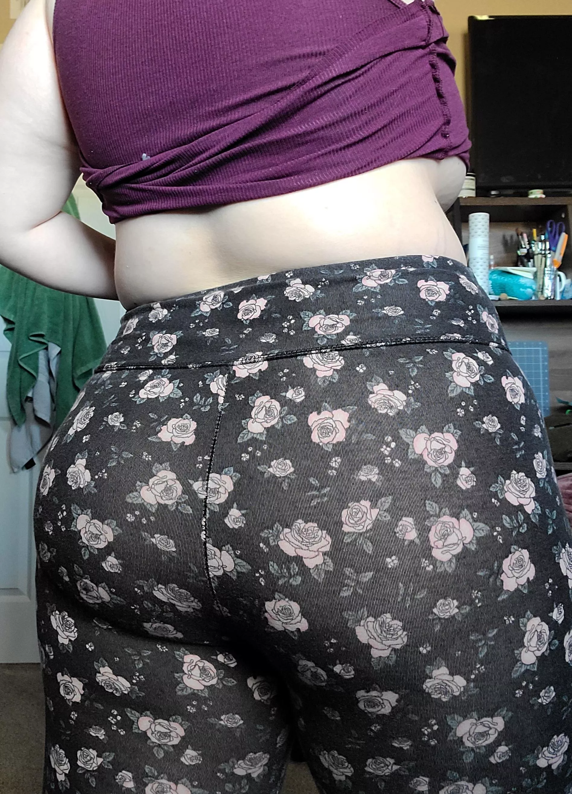 a pretty color but not thin enough (oc)