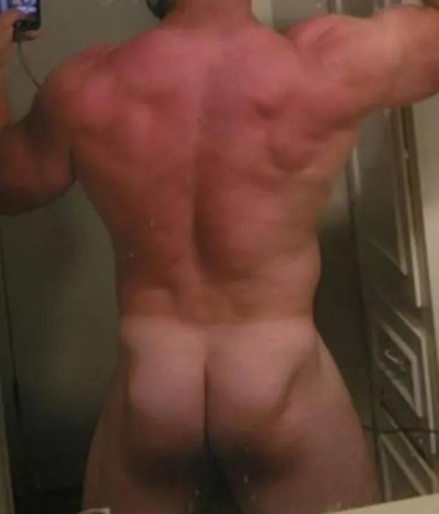 Anybody like muscle ass?