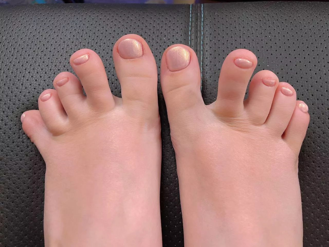 Are you turned on by my chubby toes?