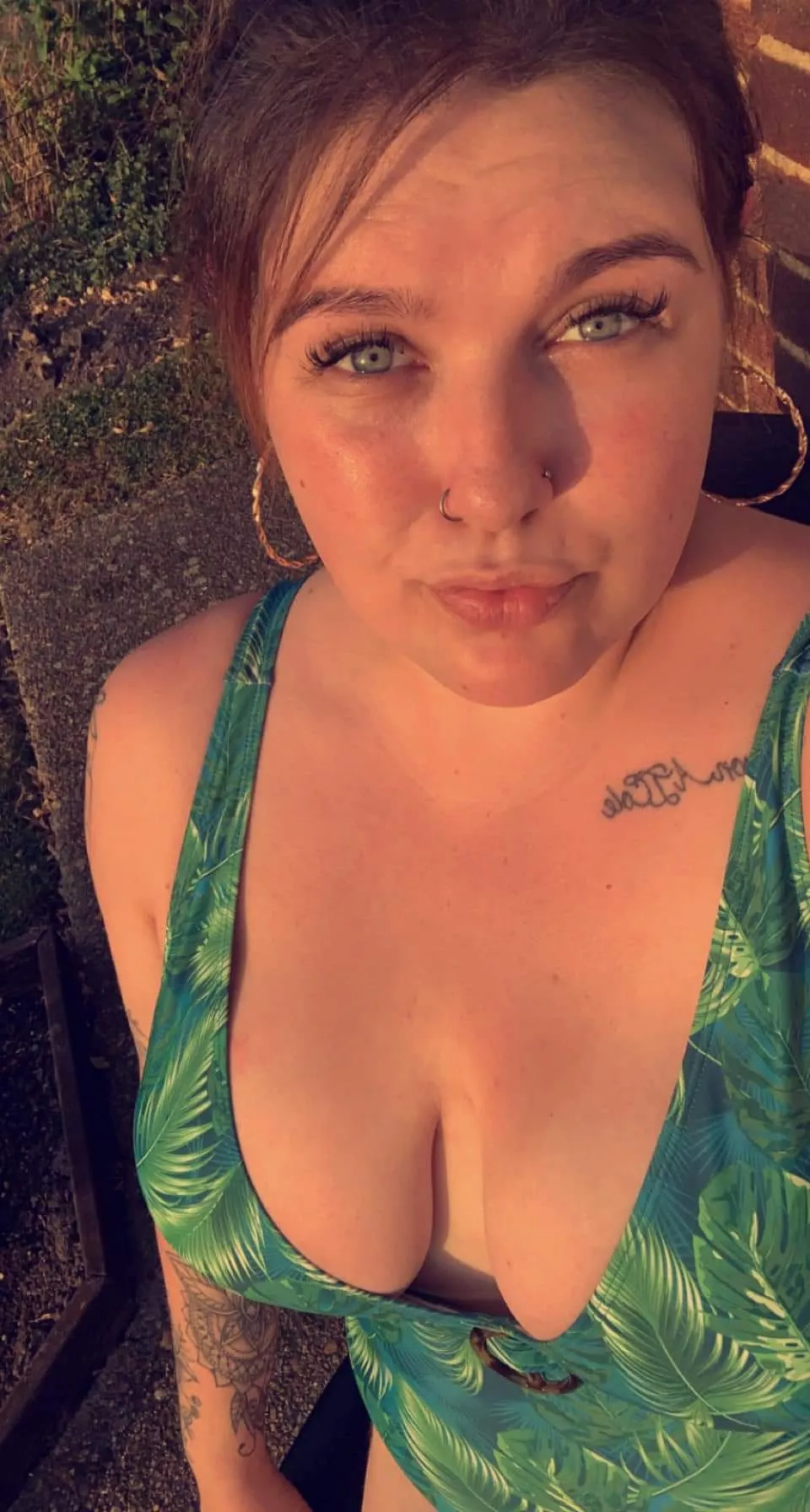 caption her bbc please