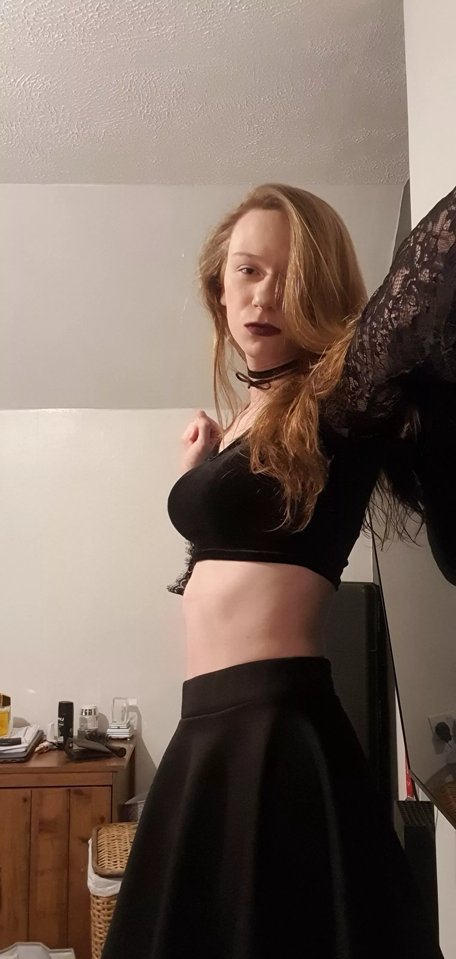 do you like gothic femboys xd