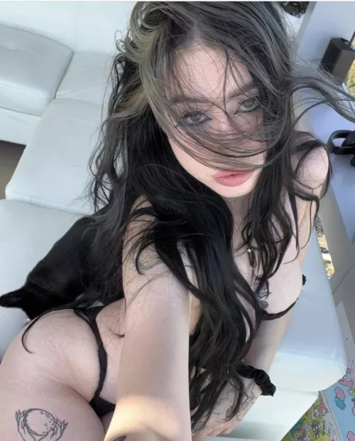 [domme]Any sissy slut ready to worship and be pegged, I will be willing dominate and peg hell out of you