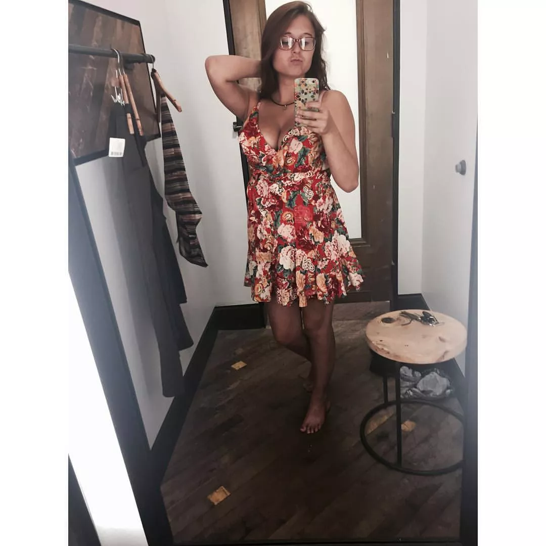 Dress try on