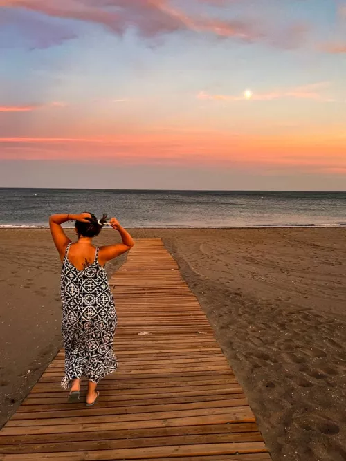 First post here, just missing summer 😏💧