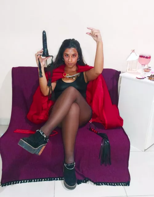 🔥FREE SUB🔥 YOUR LATIN FEMDOM QUEEN IS HERE😈👑❤️‍🔥🛐 OPEN TO ALL FETISHES 🥵 CHECK LINK ⬇️