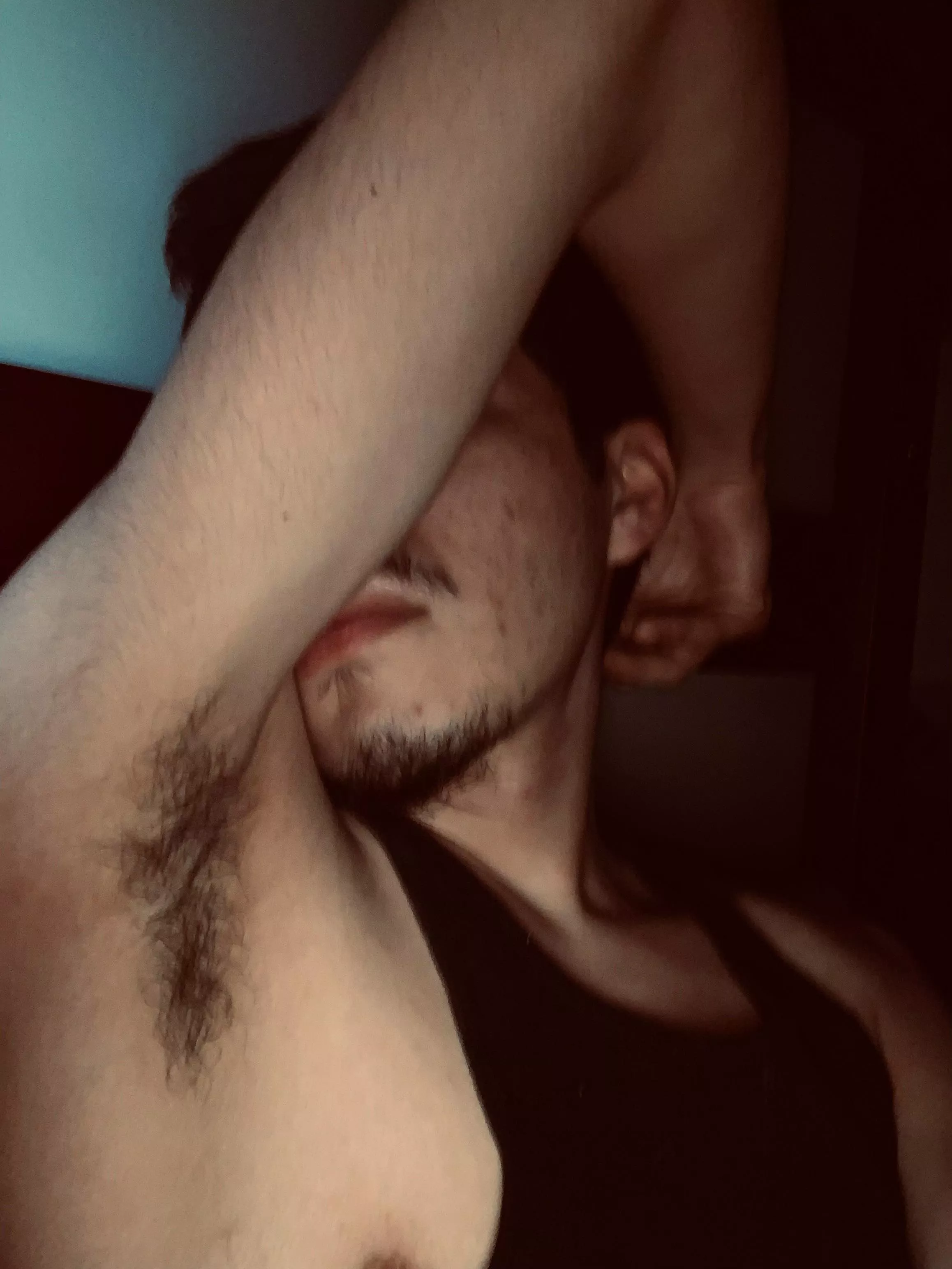 Getting high and hard off of my Mexican hairy and musky pits😮‍💨