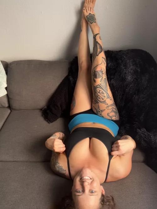 girls with ink are better!