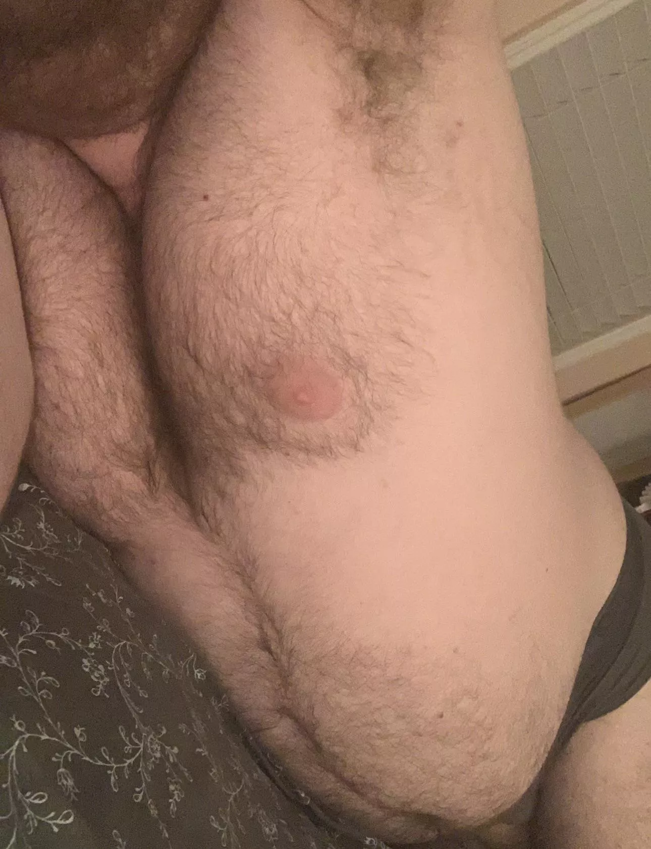 Had a dream I was a big tiddy bear... woke up a big belly cub instead 🧸