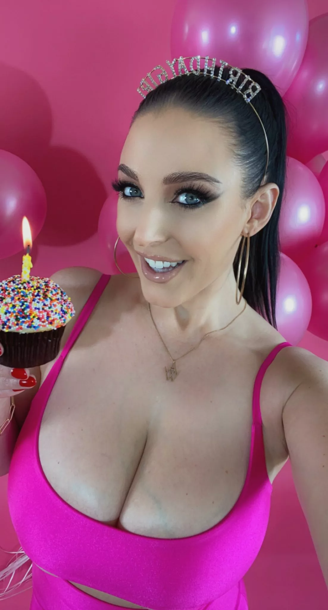 Happy Birthday Angela White 🎂🥳🎈😘