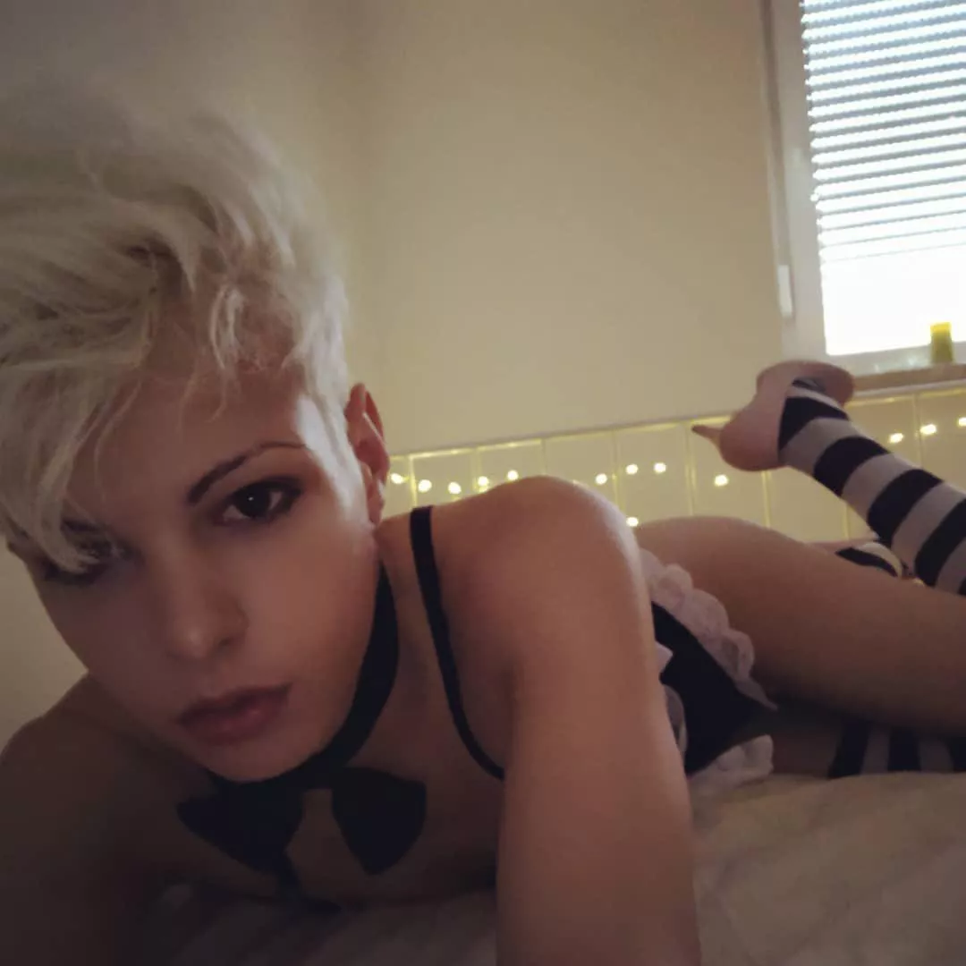 How can i serve you daddy? 🥺