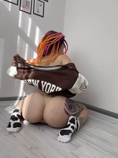 How does my booty make you feel?