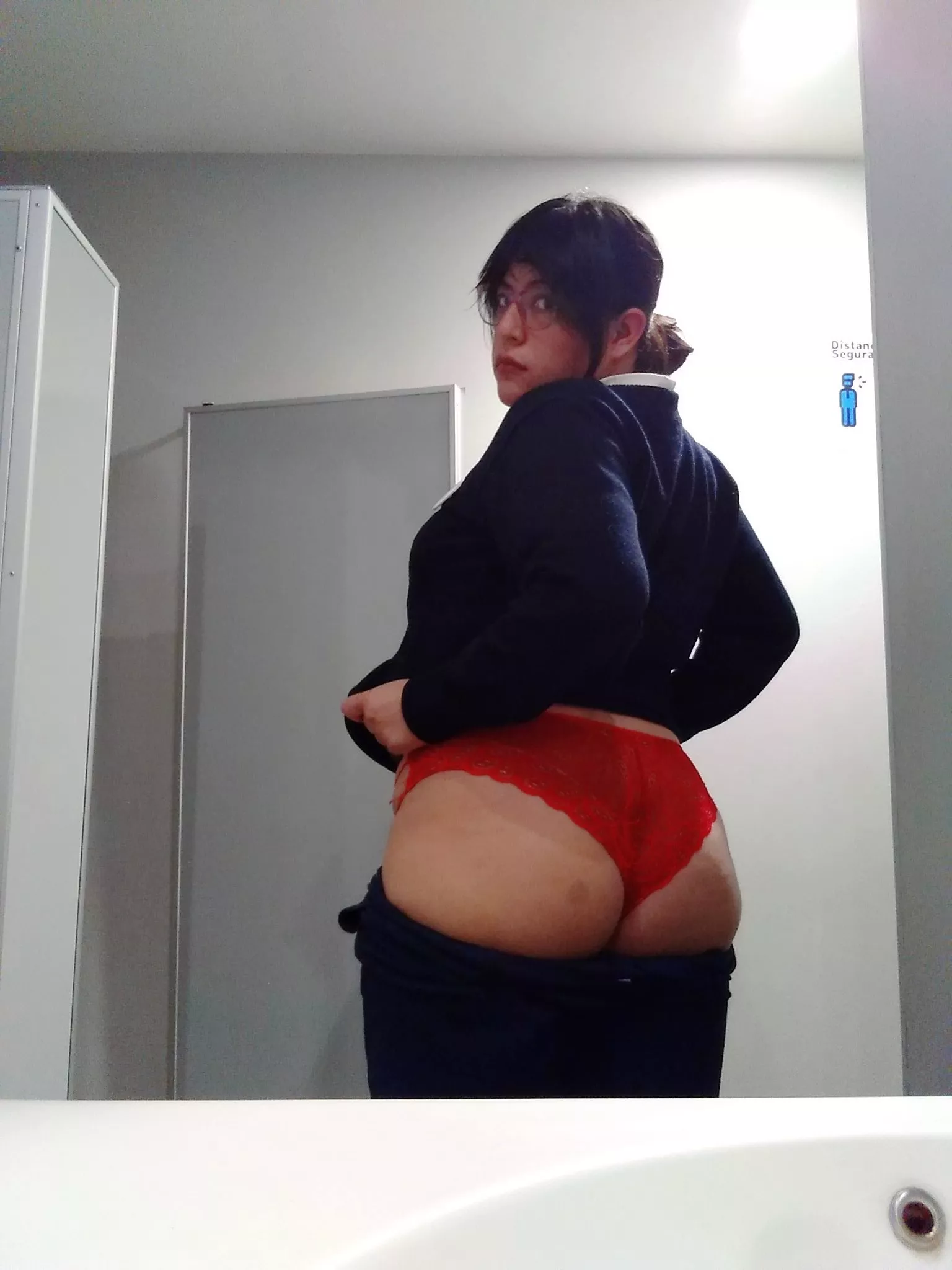 I am a very slutty Mexican who loves to take hot photos in the bathroom at work