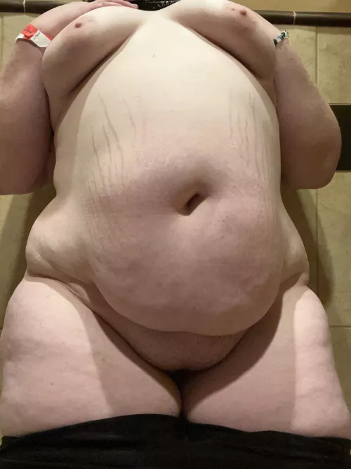 I love showing off my body. What do you think? 😝