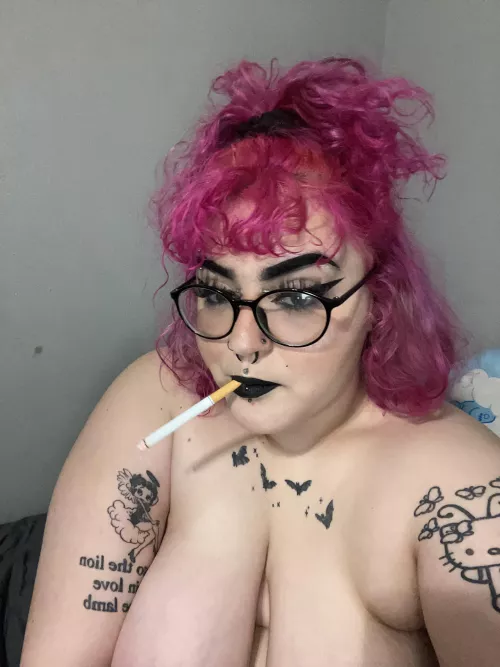 i wish i could door dash cigarettes smh 🤦‍♀️