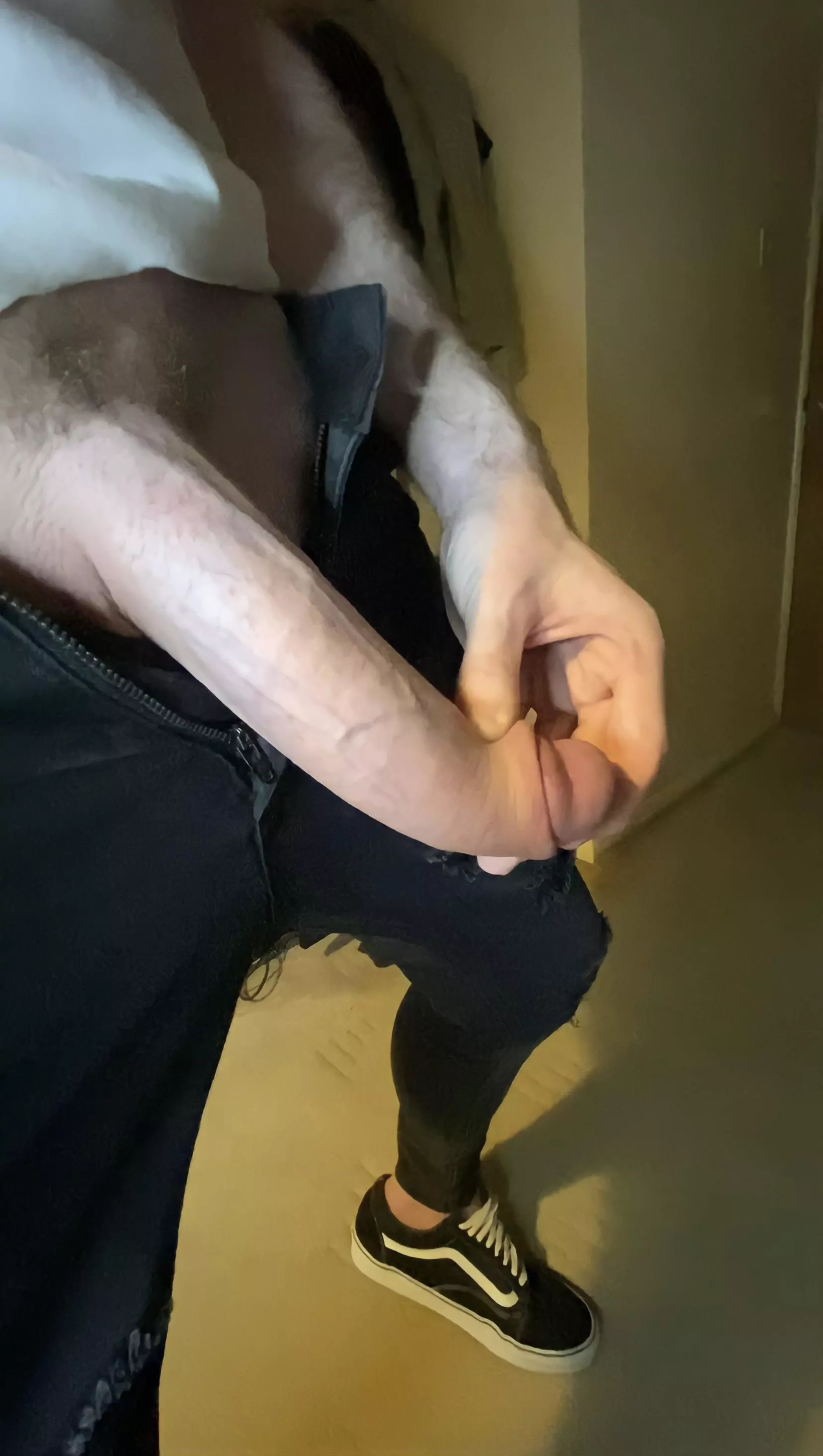 Im having trouble fitting it in my jeans… Can you help me bro??… (26)