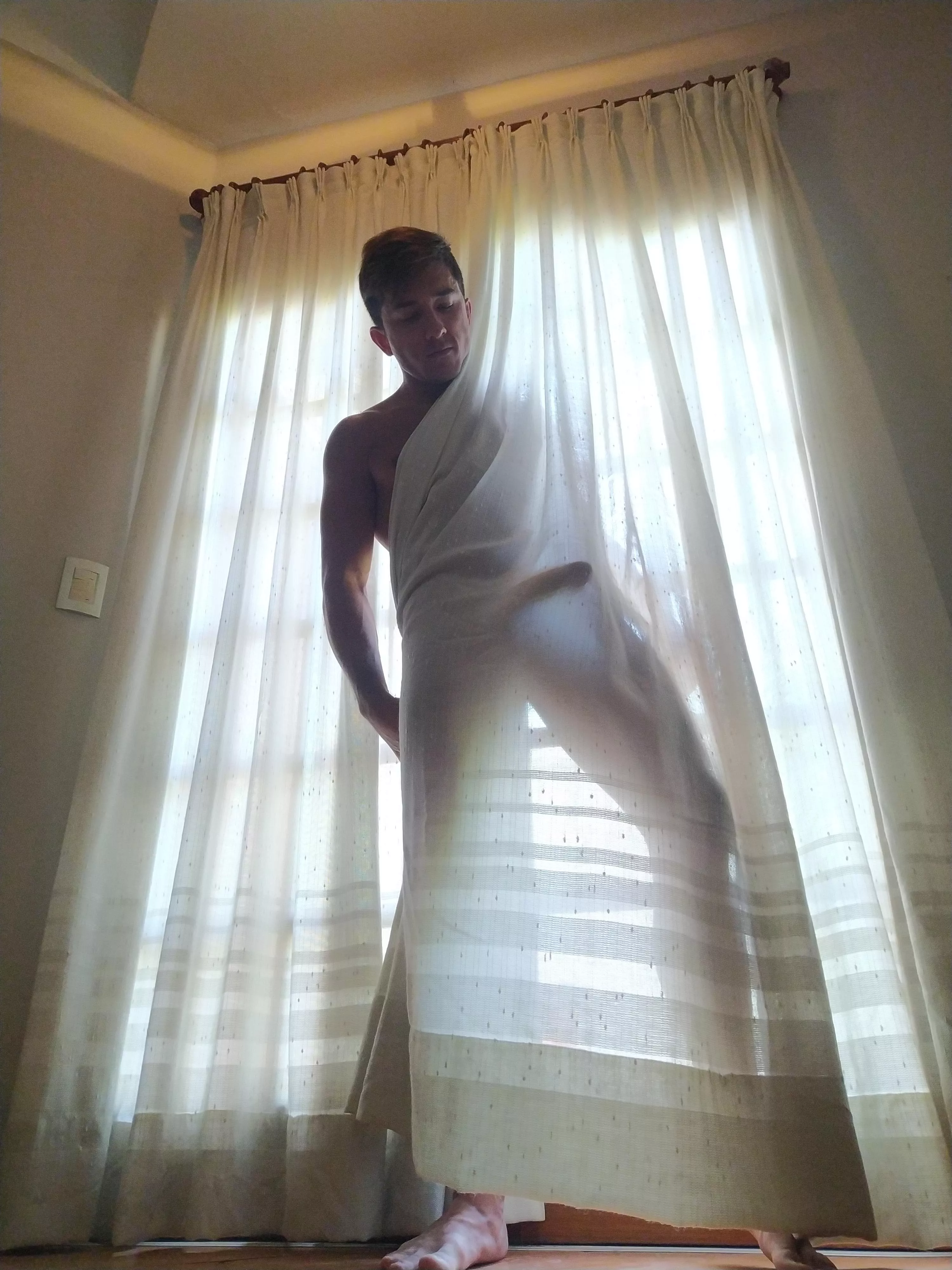 it wants to play hide and seek but i bet your gonna win this game