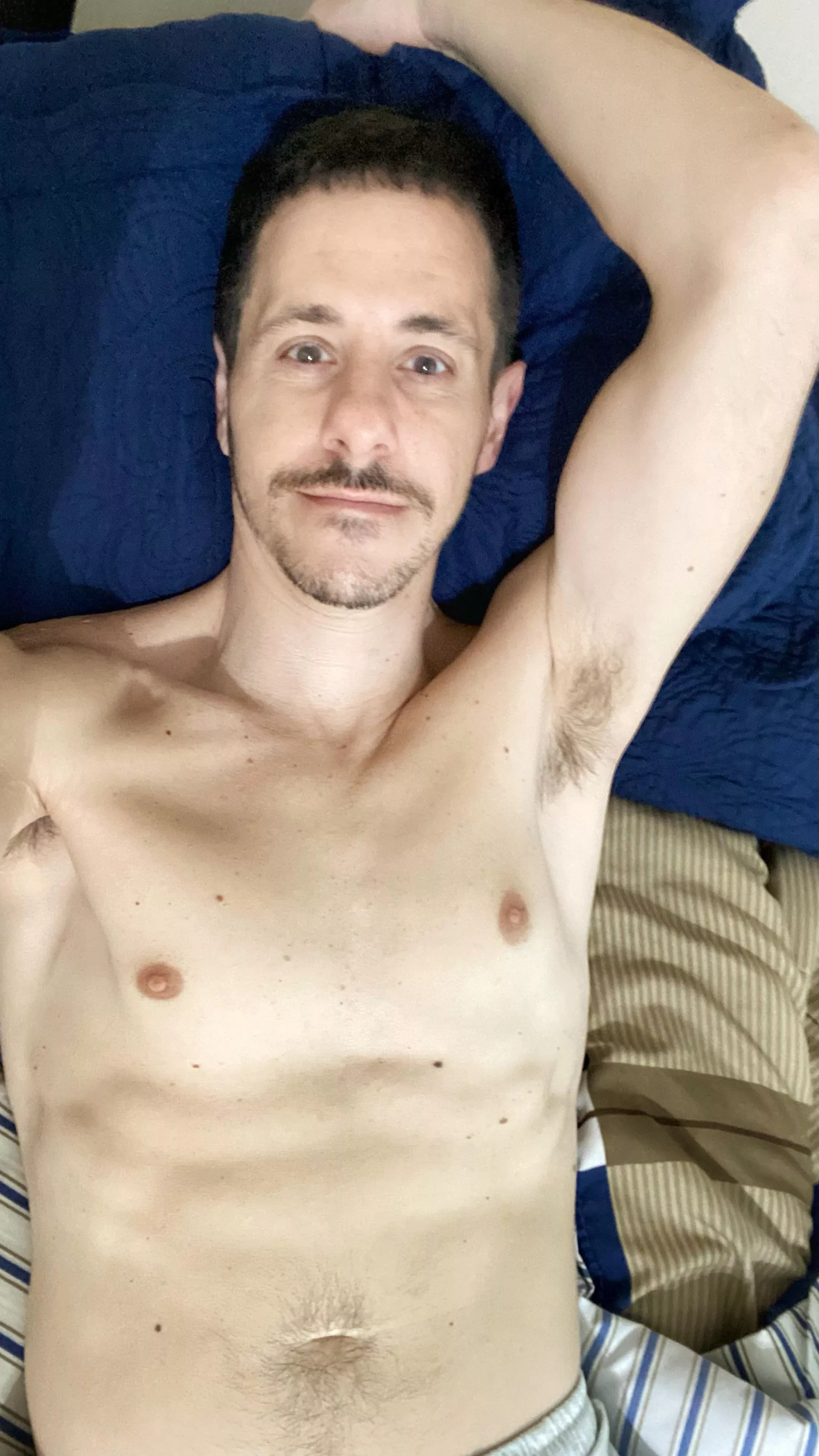 Let’s just stay in bed this morning 😉