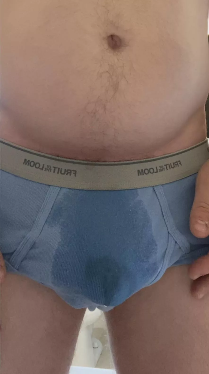 Looking for a desperation buddy to wet with, message me!