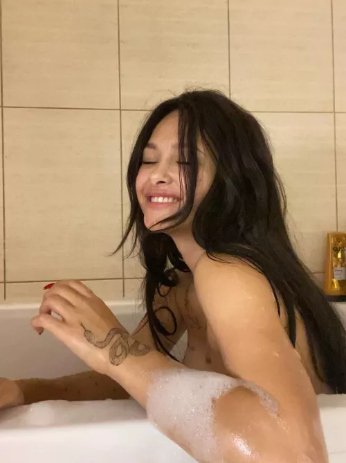 Only today only RN!🔞 Last chance for FREE SUB!🎁 Take my wet pussy daddy! Cock rates, custom video and photo! JOI, SPH, AND MORE MORE!!! 🤤Link in comments 👇🏻