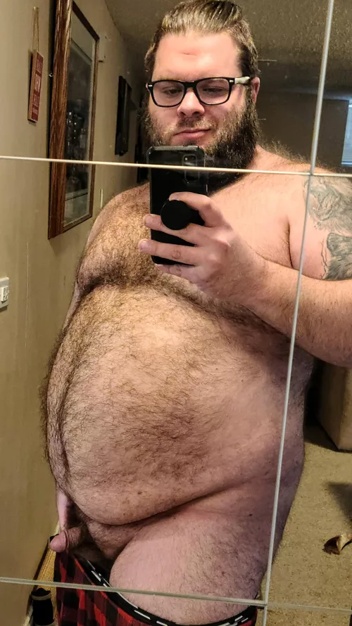 Poor guy is too shy to come out, let's show him some encouragement 😊