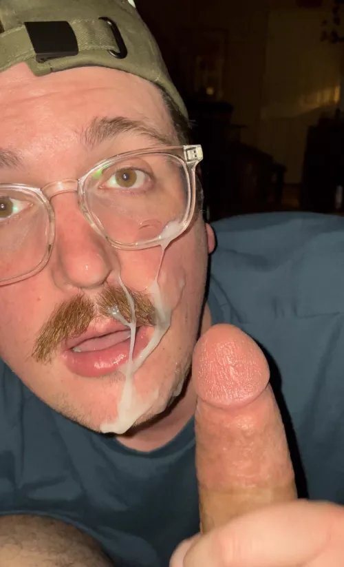 Seniors in college make the thickest cum