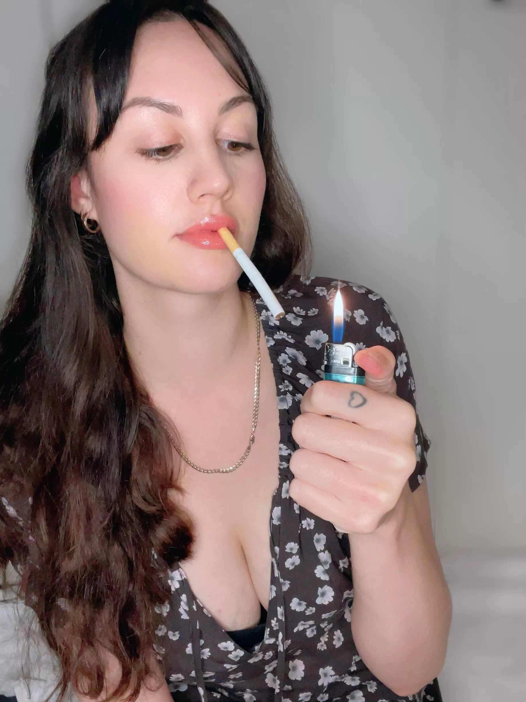 Smoking inside today come join me ? 😝