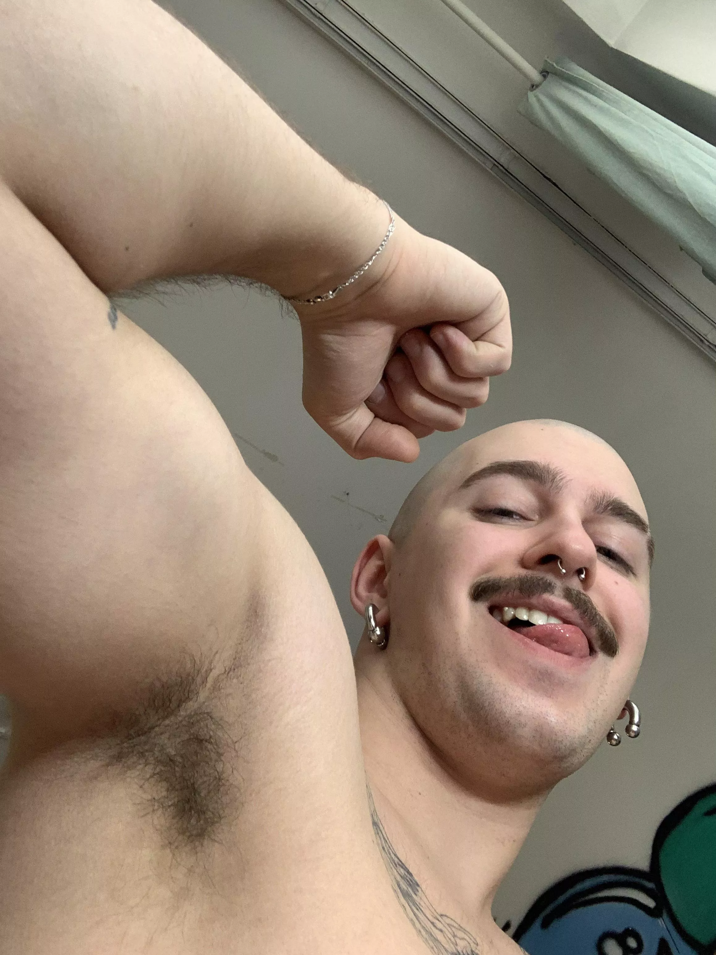 Sniff? You gotta earn this!🥵