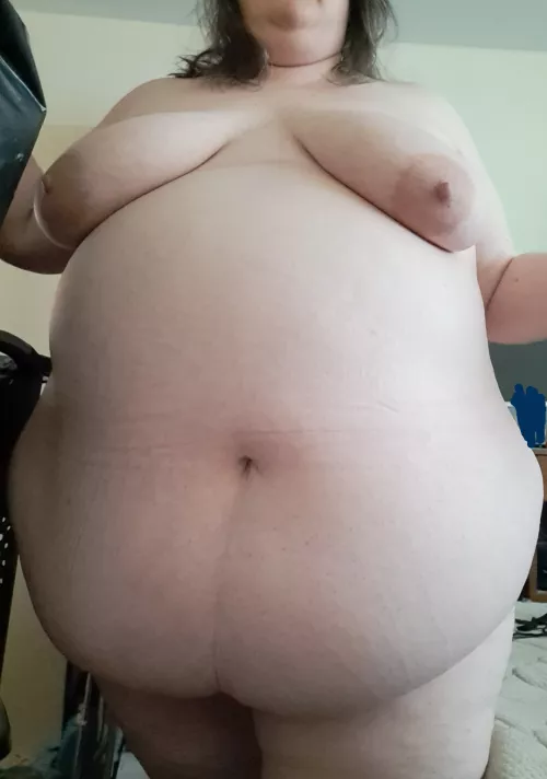 Standing and Stuffed? Harder than it looks 🥵