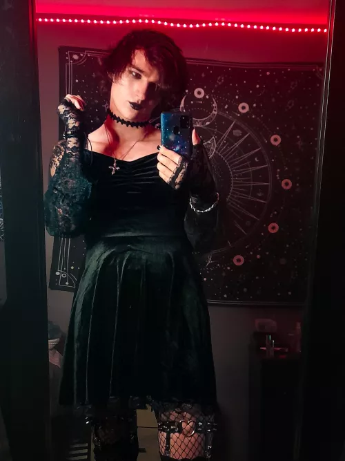 Trade offer! I cuddle you, you give me your soul! 🖤