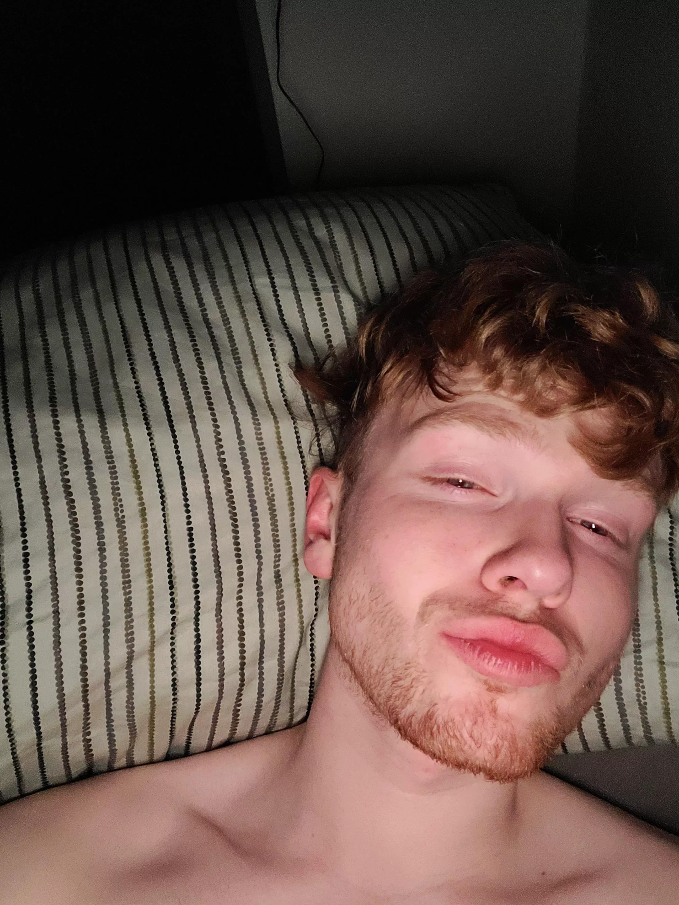 What a bottle or three of wine does to your face #happydrunk