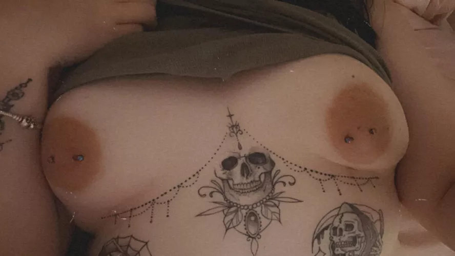 What a sweet rack I’ve got 🤤