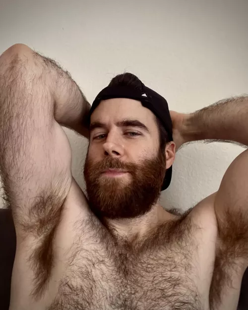 Which one of you boys wants to clean my pits? 😏