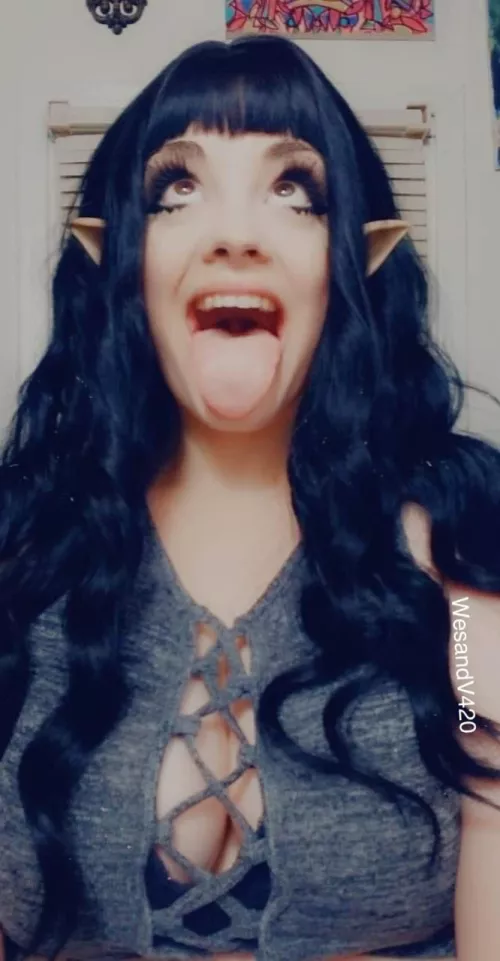 would you jerk off to me? ;)