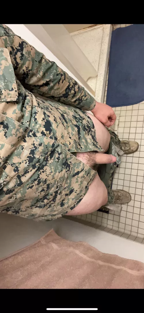 Yeah I’m horny who wants to help 🫠