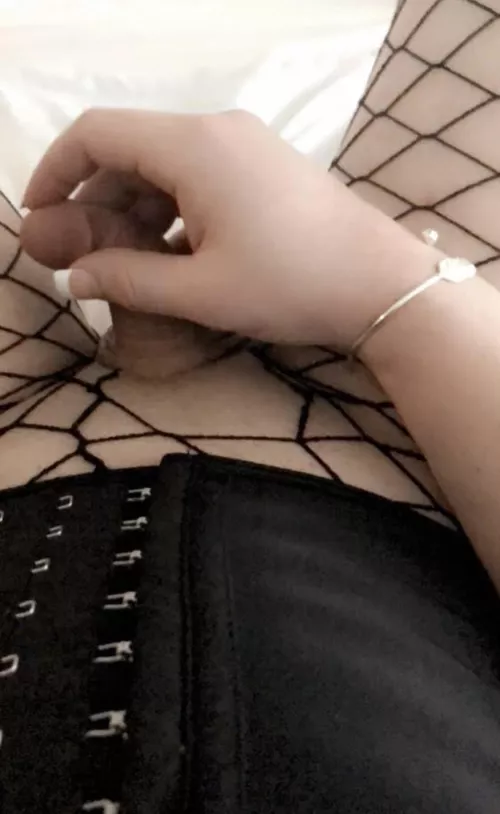 You sucking or stroking daddy?🥰💦