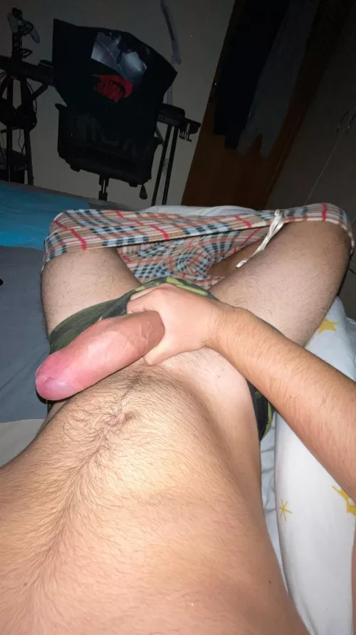 18 dom violent powerlifter top sith 9 inch cock looking for small and shaved twinks snap: daddysouflas