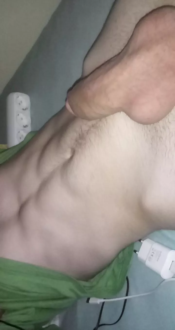 18 if u lick all parts of my body you can give me head conanlake1