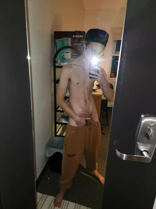 22 Alberta. DM for snap