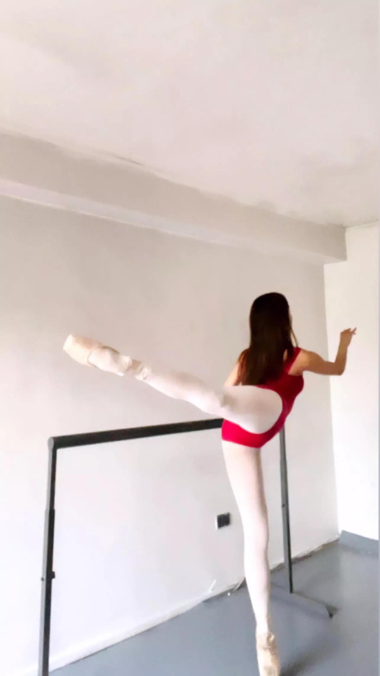 Ballerina body 🔥😘 [f21]