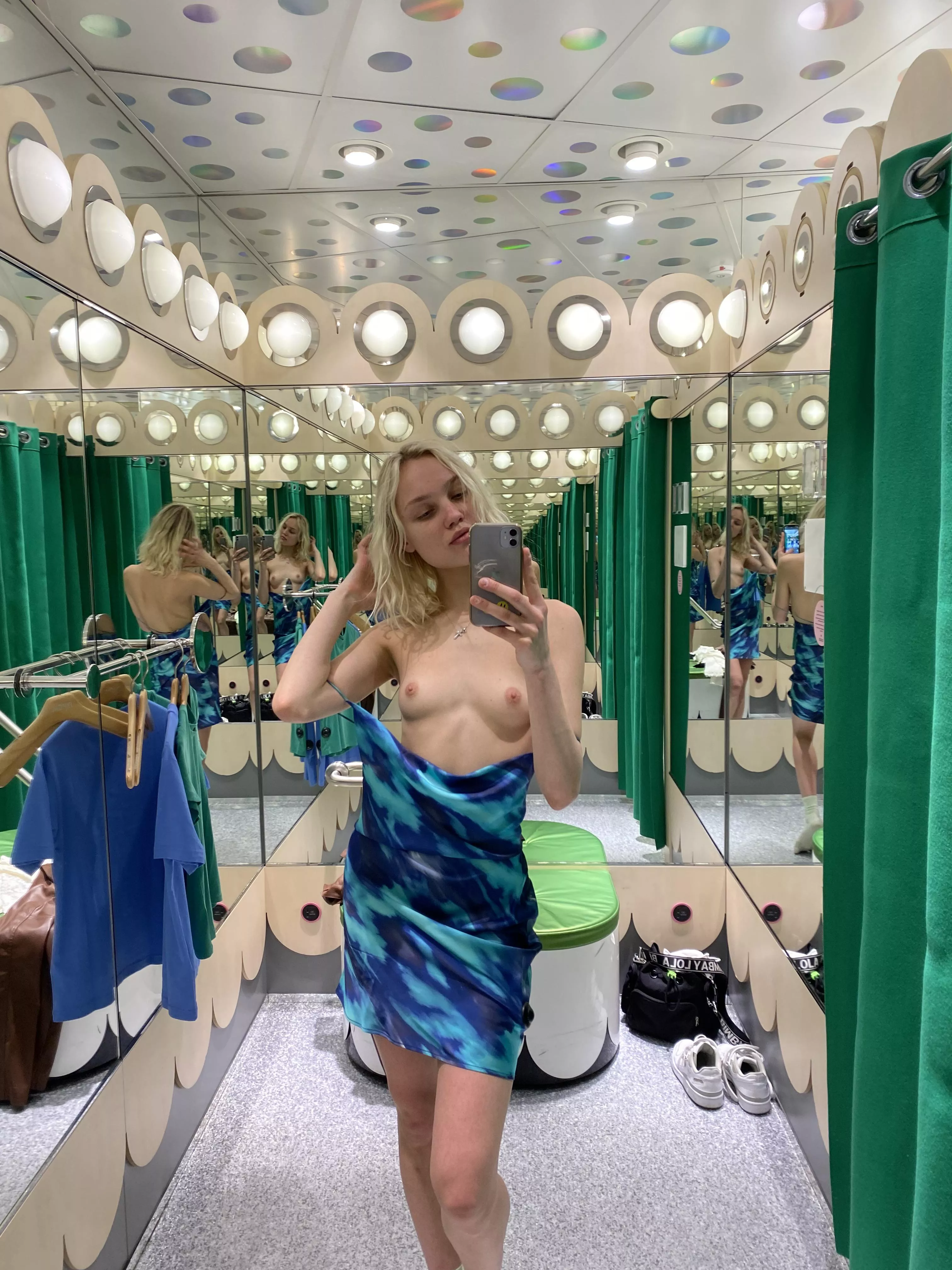 Changing room ❤️