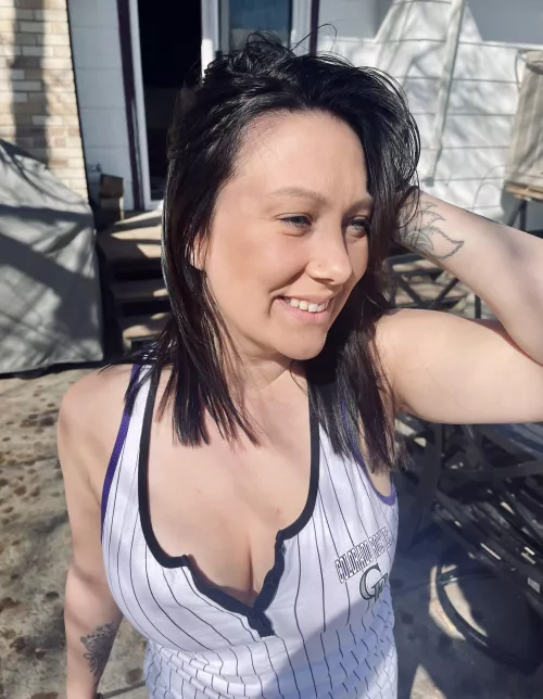 Enjoying the sun ☀️ First post here, be nice 🫣