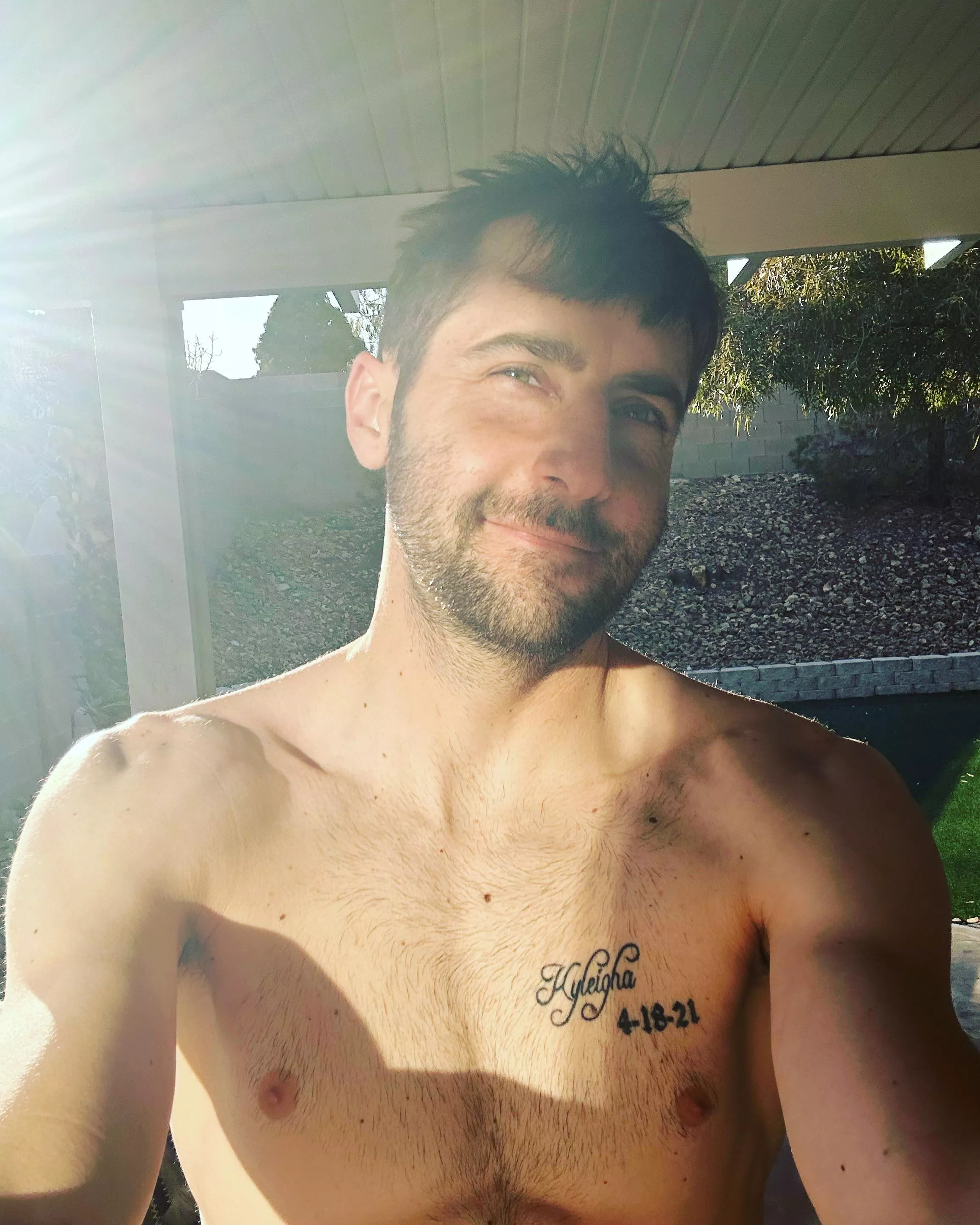 Felt cute… would you delete this? 💜